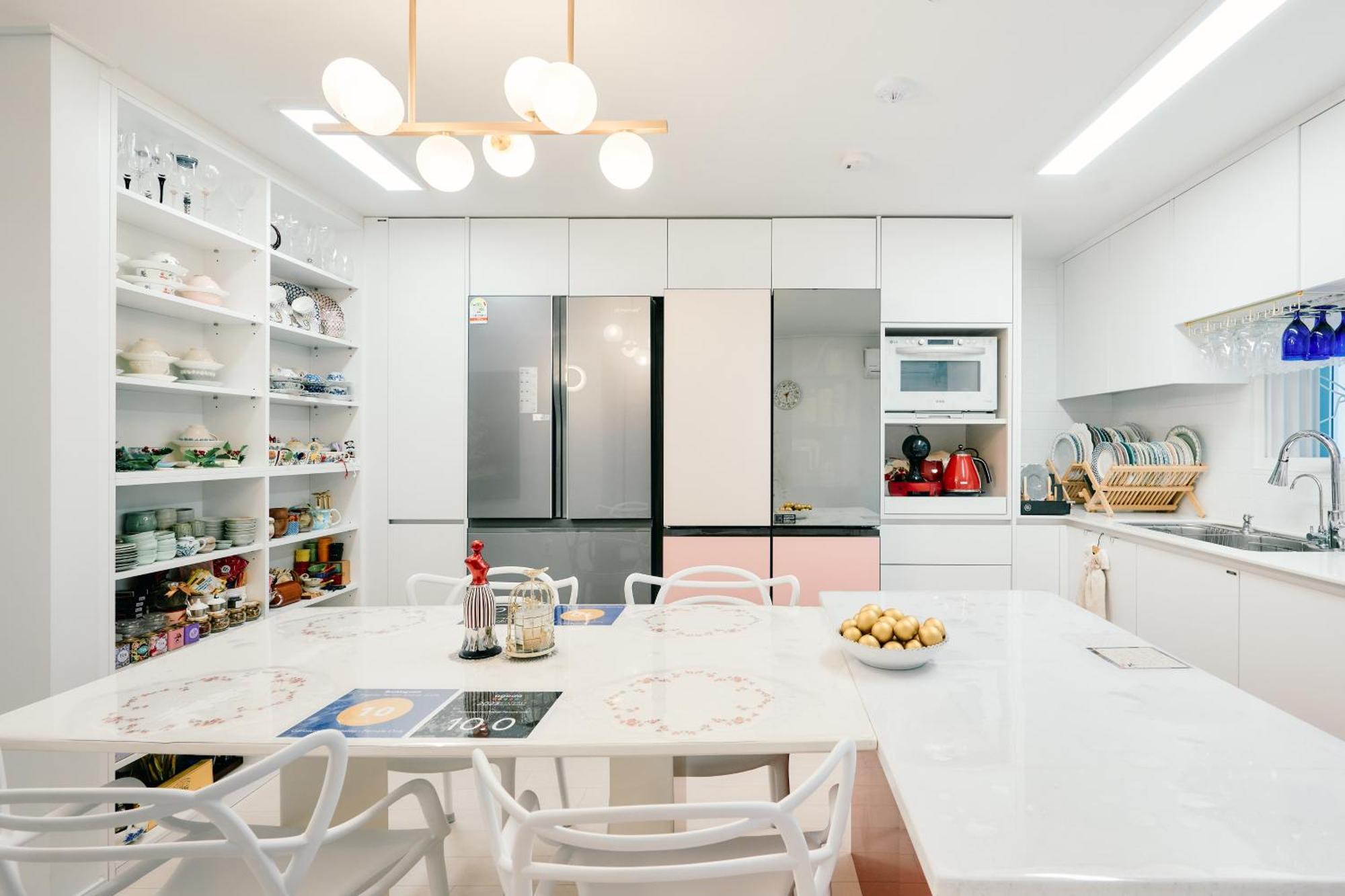 Garosugil Homestay - Female Only